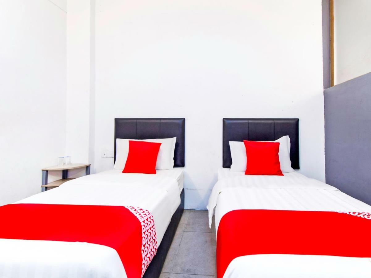 Intime Hotel Kuchai Lama Kuala Lumpur Extérieur photo
